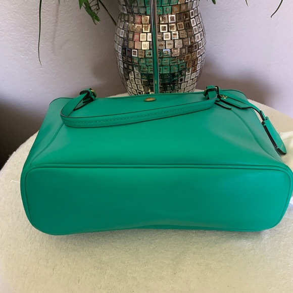 Coach Peyton Tote Bag and Wallet Set - Picture 8 of 15